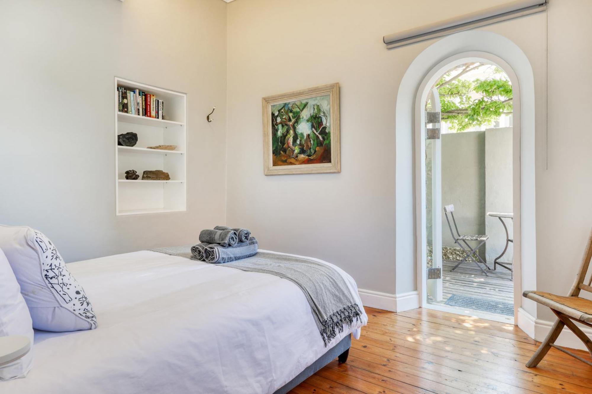 Behr Road Apartment With Sea View Patio Cape Town Ngoại thất bức ảnh
