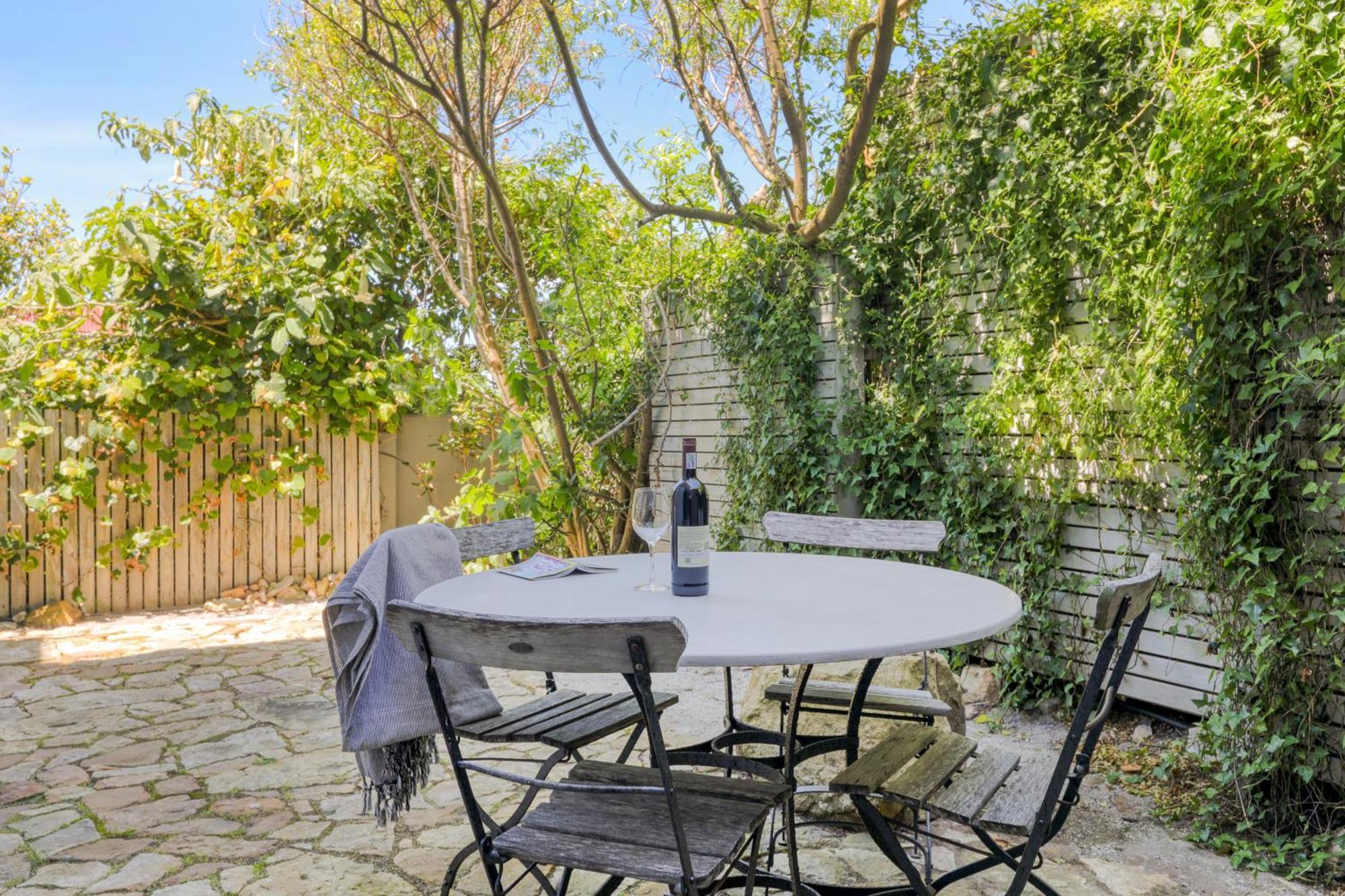 Behr Road Apartment With Sea View Patio Cape Town Ngoại thất bức ảnh